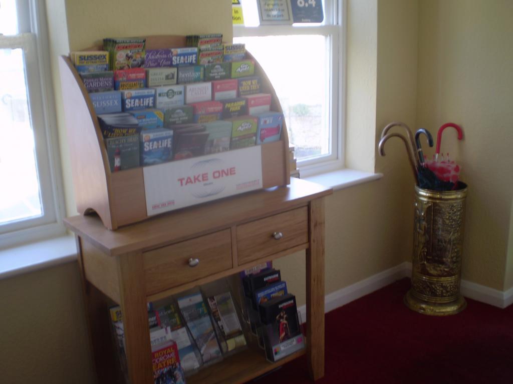 Park View Hotel Eastbourne Bagian luar foto
