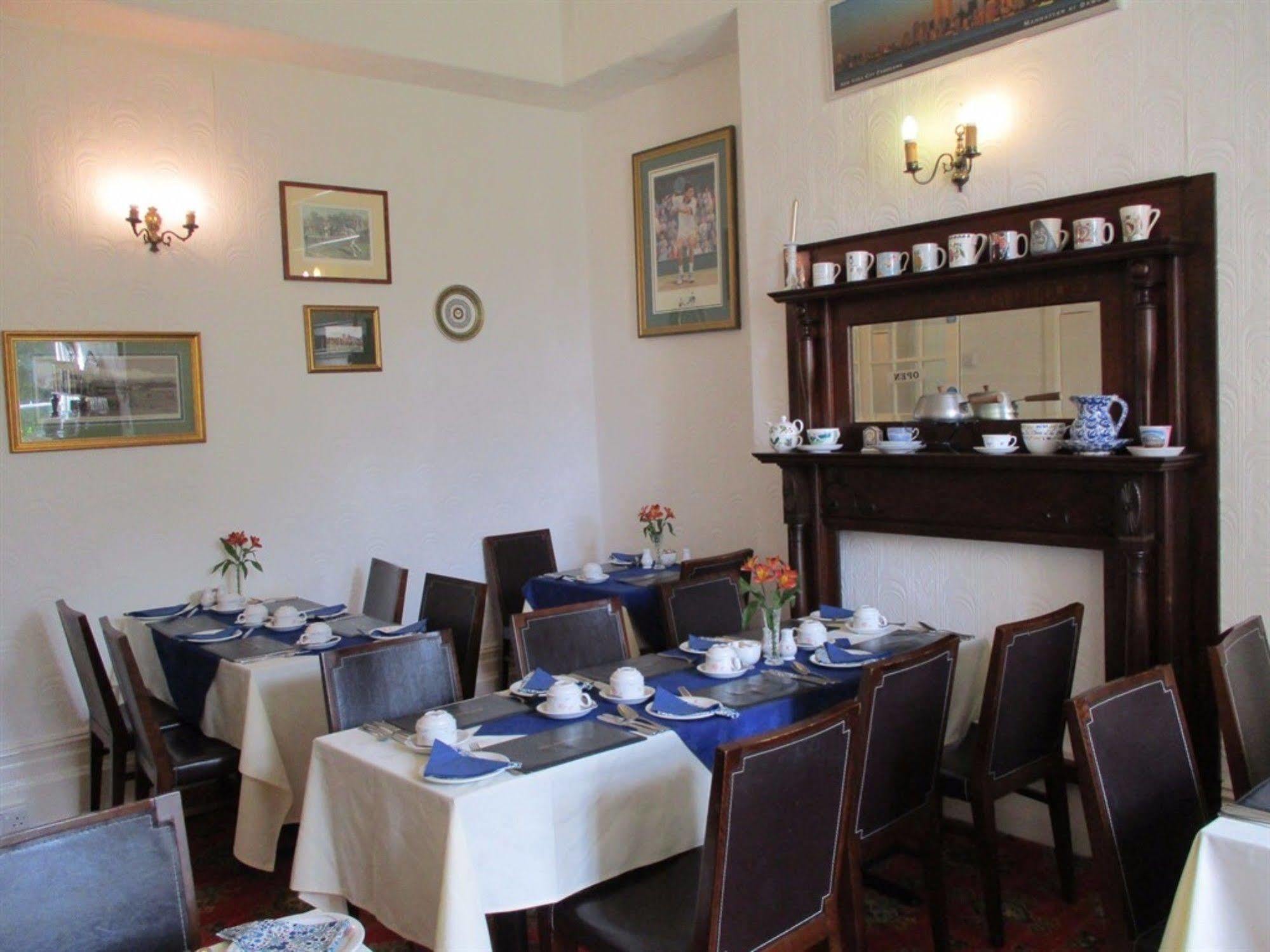 Park View Hotel Eastbourne Bagian luar foto
